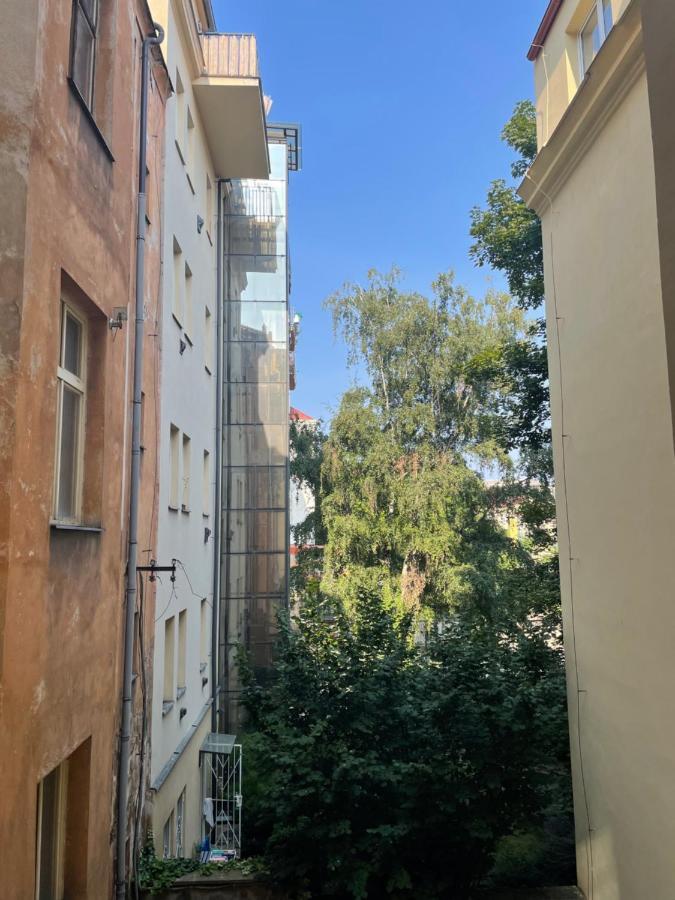 Andrews Cosy Apartment プラハ エクステリア 写真